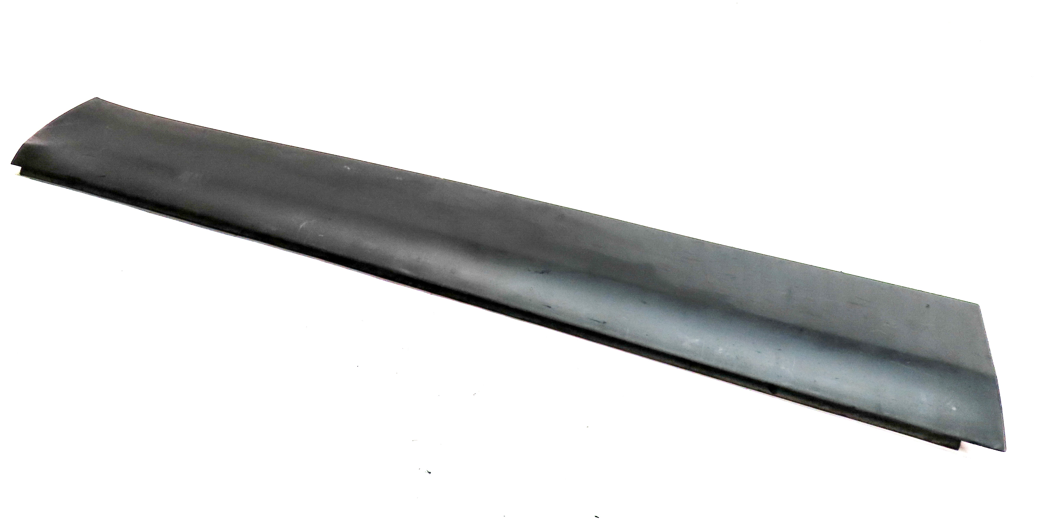 2015-2019 LAND ROVER DISCOVER SPORT (L550) FRONT LEFT DRIVER DOOR MOULDING TRIM — exact item pictured